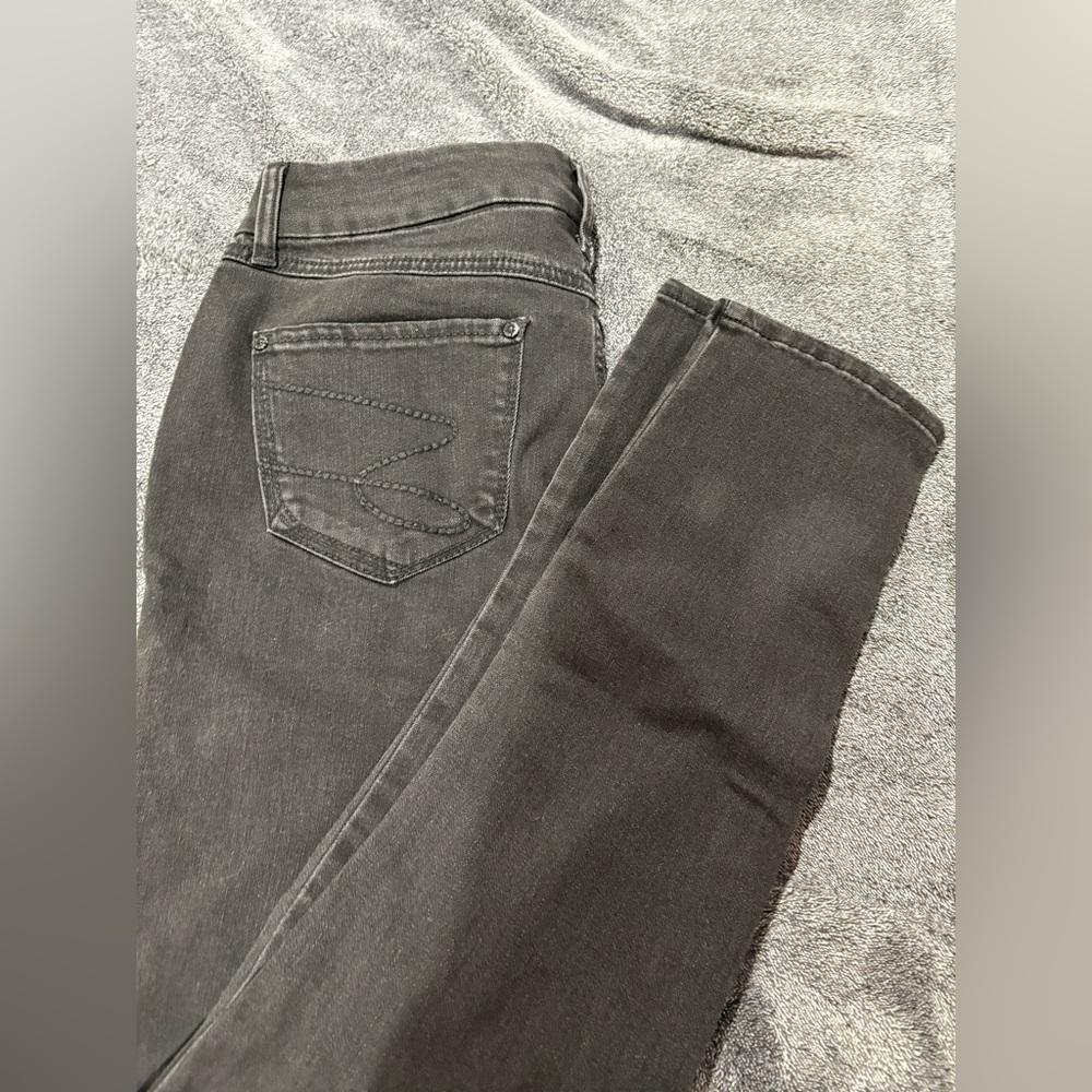 HIGH RISE TUMMYLESS SKINNY JEAN